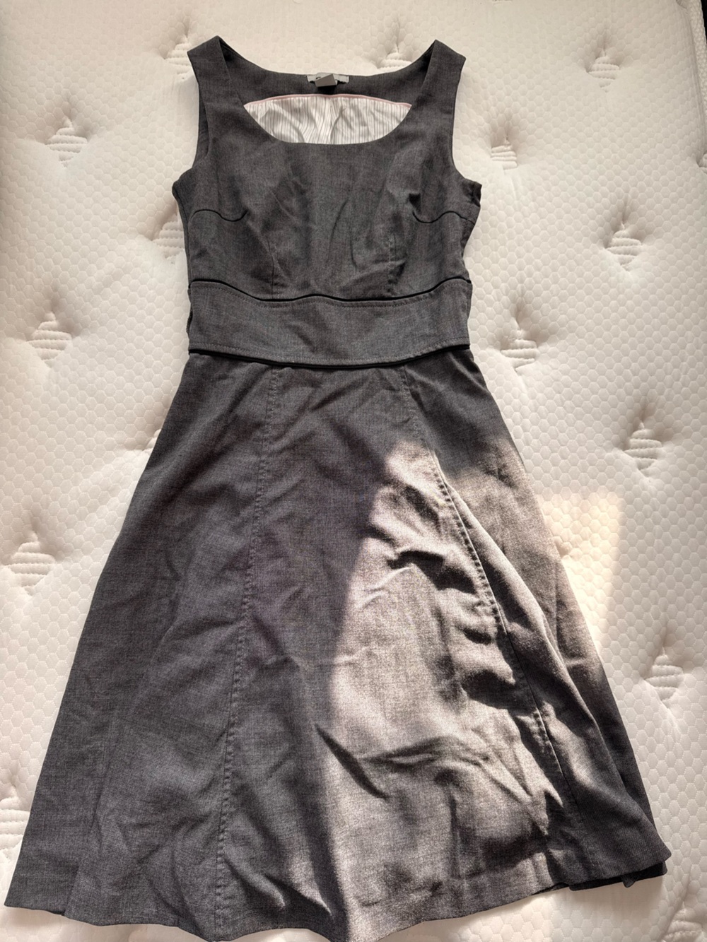 H&M Dark Gray Sleeveless Dress Pants-Style Skirted Trouser